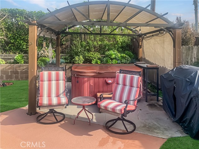 MLS #OC25176771 image #21