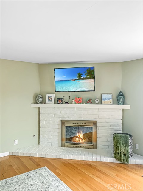 MLS #OC25176771 image #7