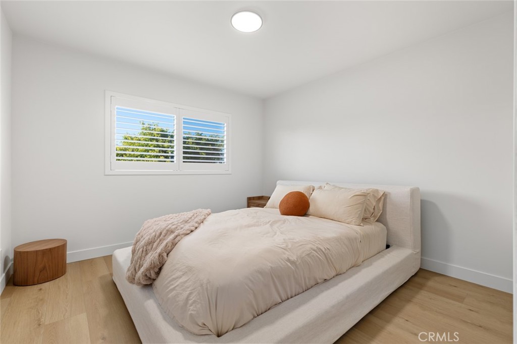 MLS #OC25176784 image #17