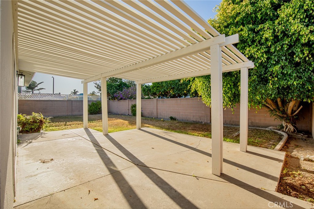 MLS #OC25176784 image #21