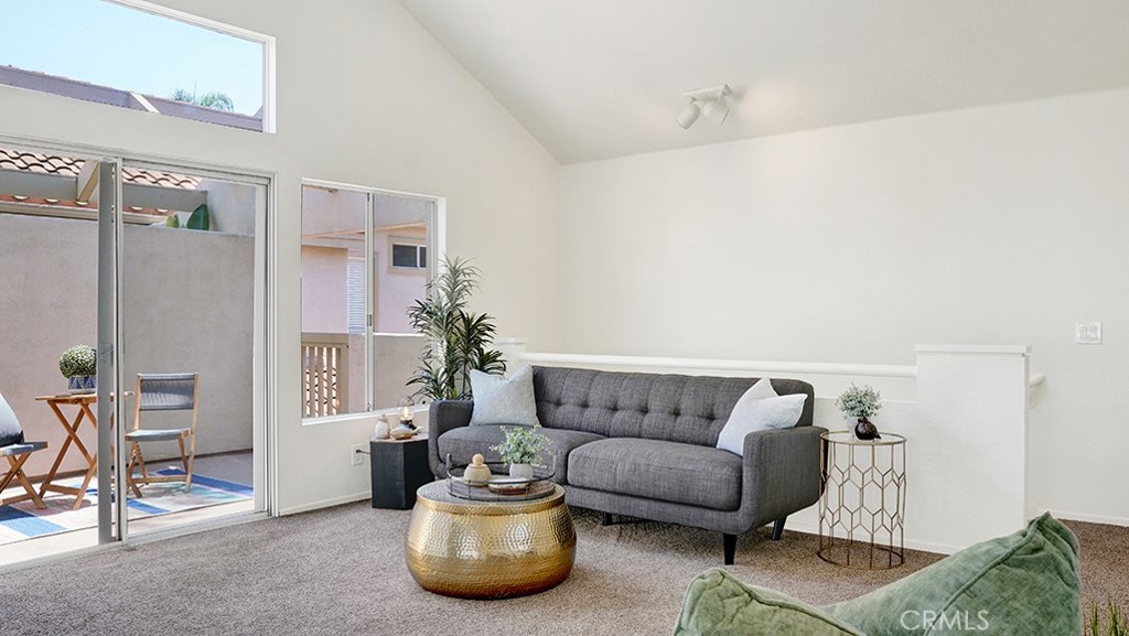 MLS #OC25176886 image #0