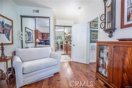 MLS #OC25177005 image #4