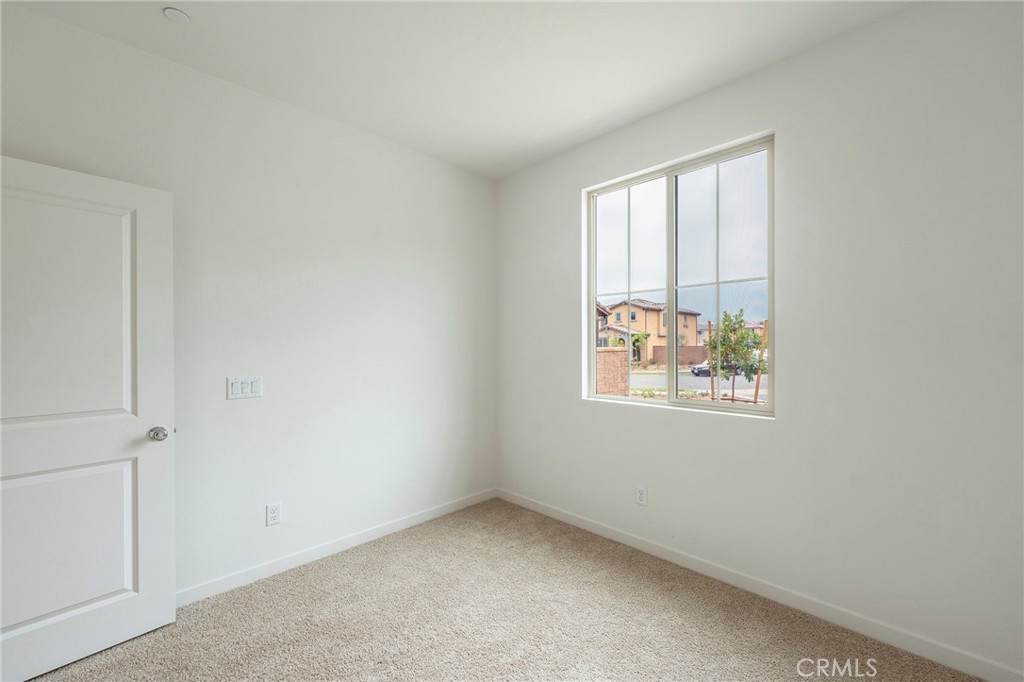 MLS #OC25177085 image #12