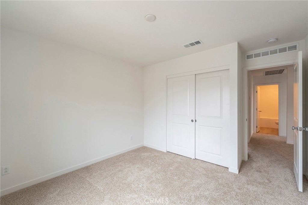 MLS #OC25177085 image #15