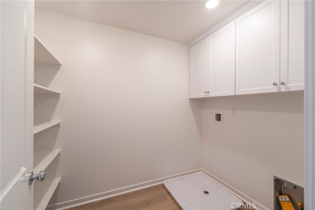 MLS #OC25177085 image #28