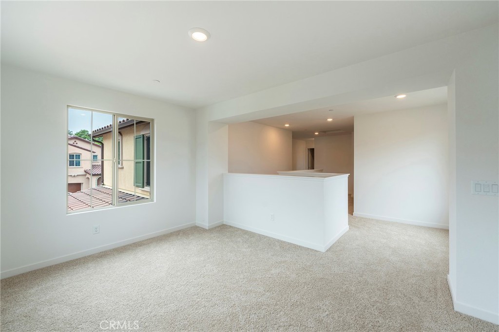 MLS #OC25177085 image #30