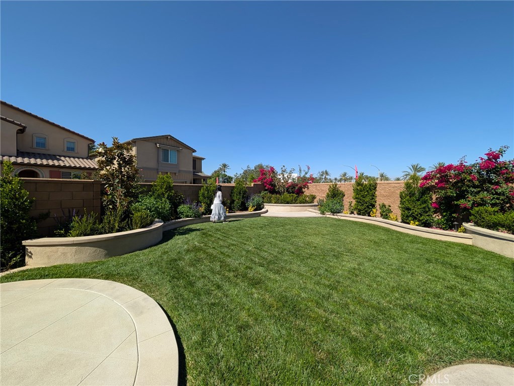 MLS #OC25177085 image #33