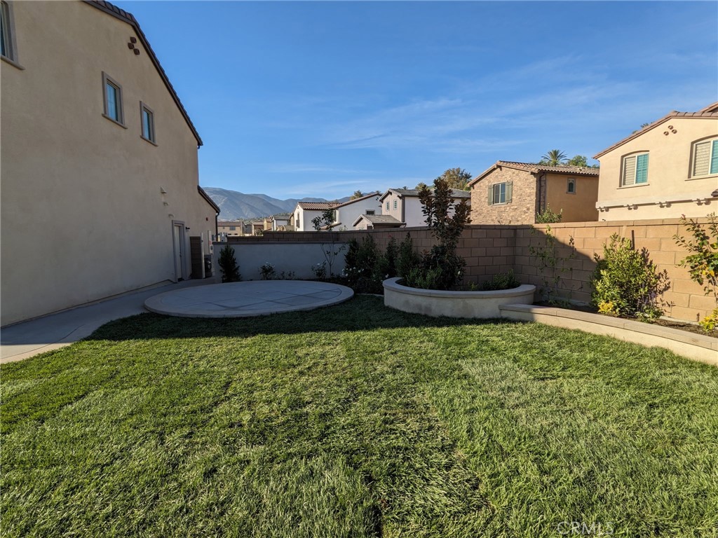 MLS #OC25177085 image #35