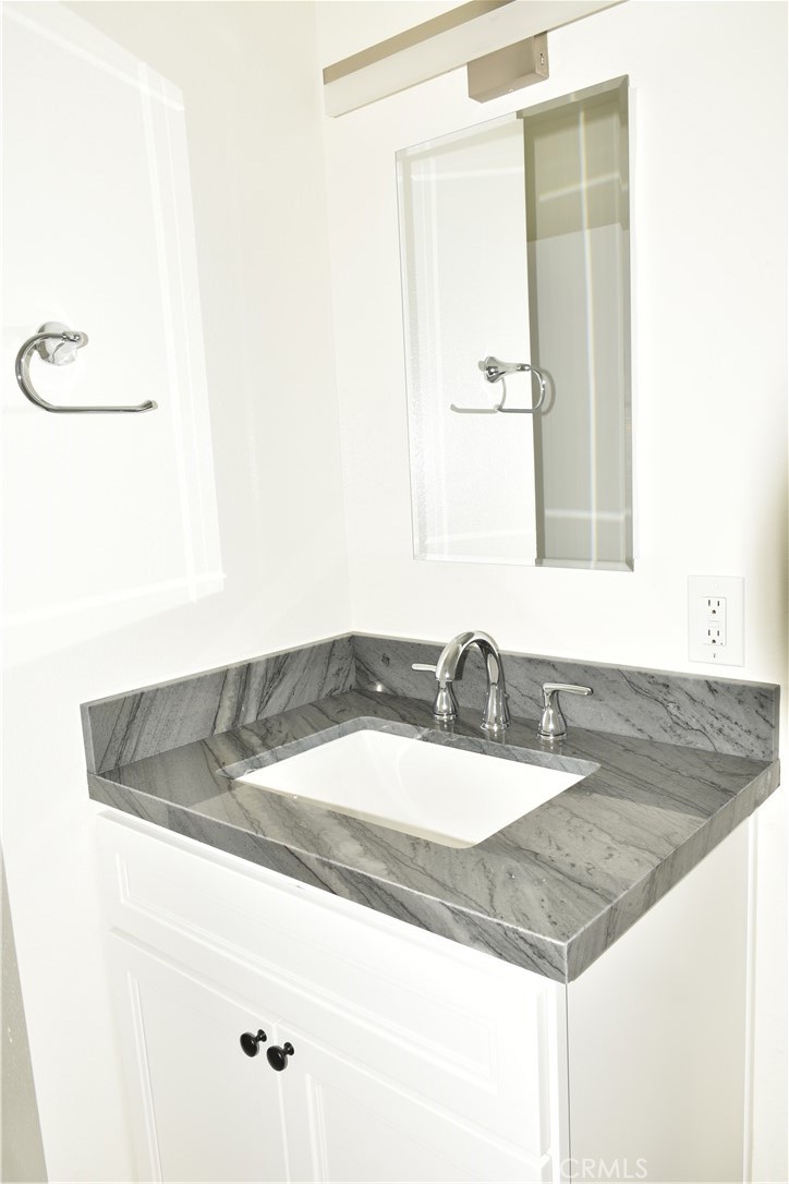 MLS #OC25177219 image #16