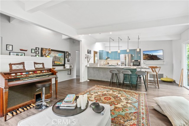 MLS #OC25177337 image #6