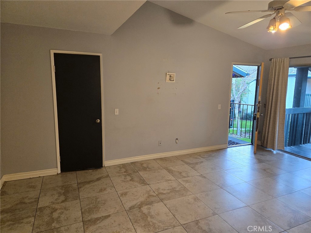 MLS #OC25177553 image #2