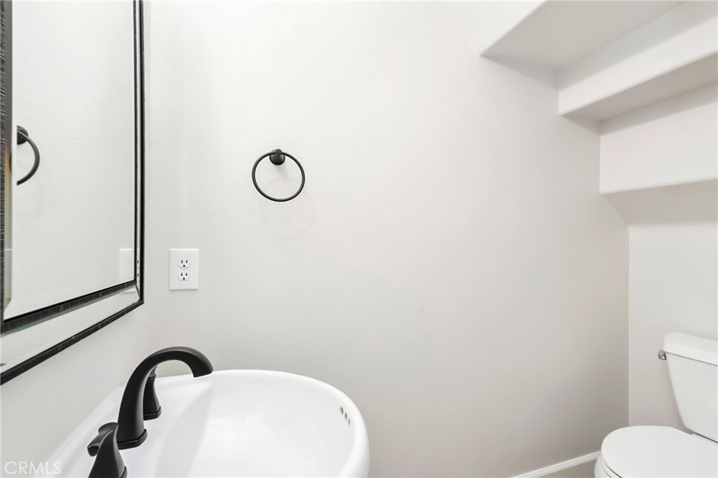 MLS #OC25177599 image #16