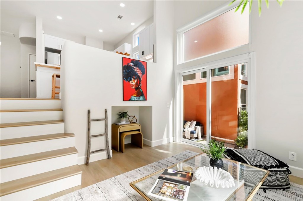 MLS #OC25177599 image #2