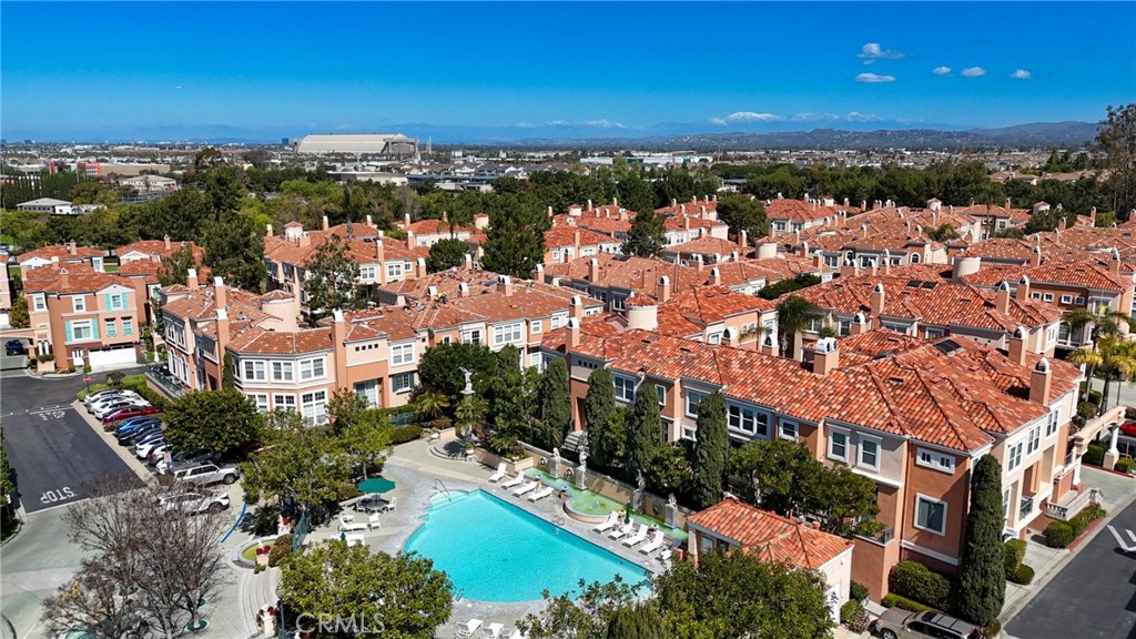 MLS #OC25177599 image #40