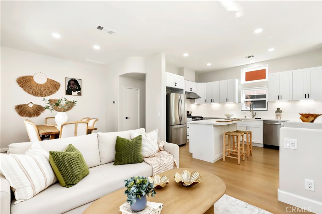 MLS #OC25177599 image #7