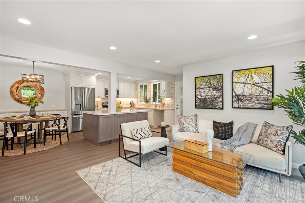 MLS #OC25177606 image #14