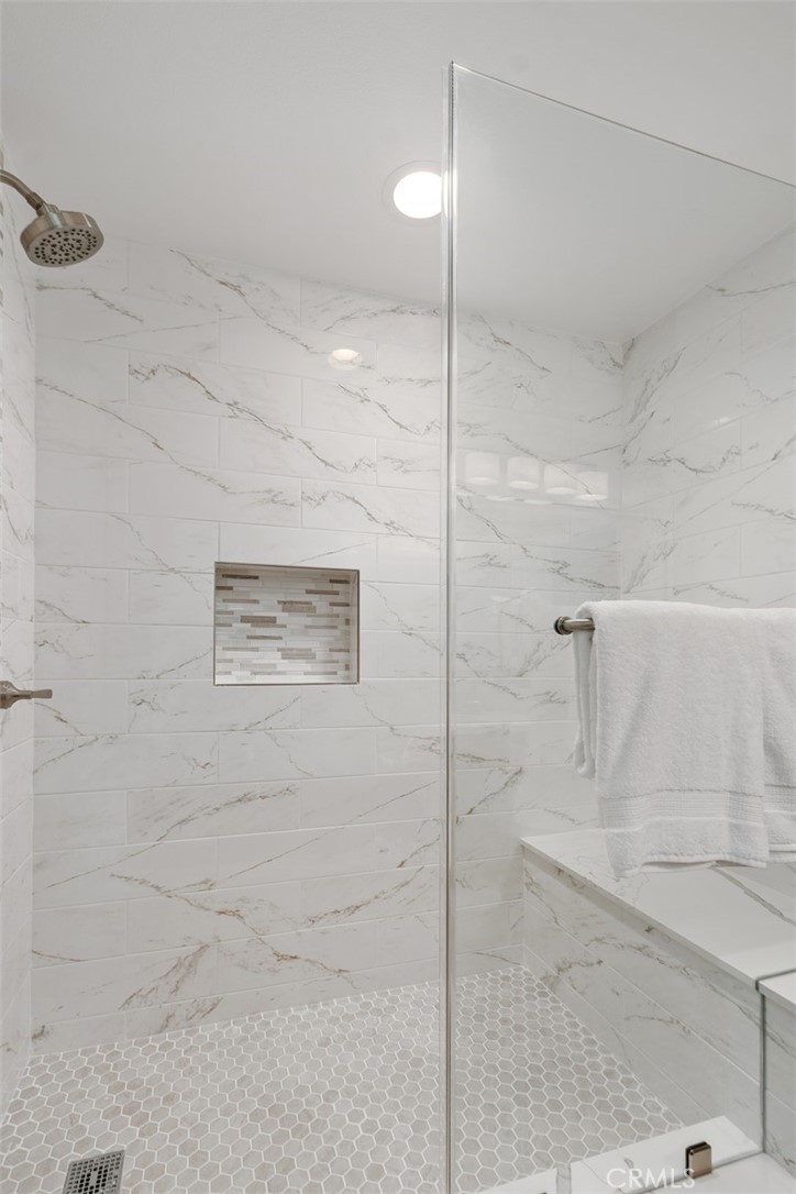 MLS #OC25177606 image #31