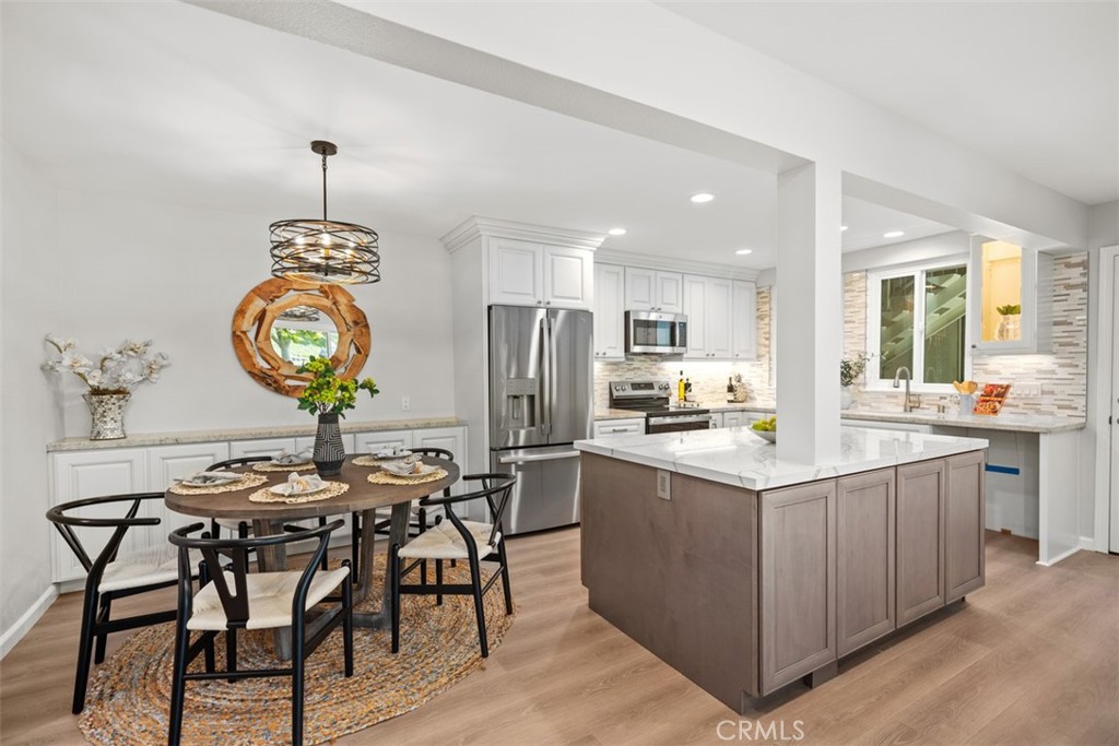 MLS #OC25177606 image #4