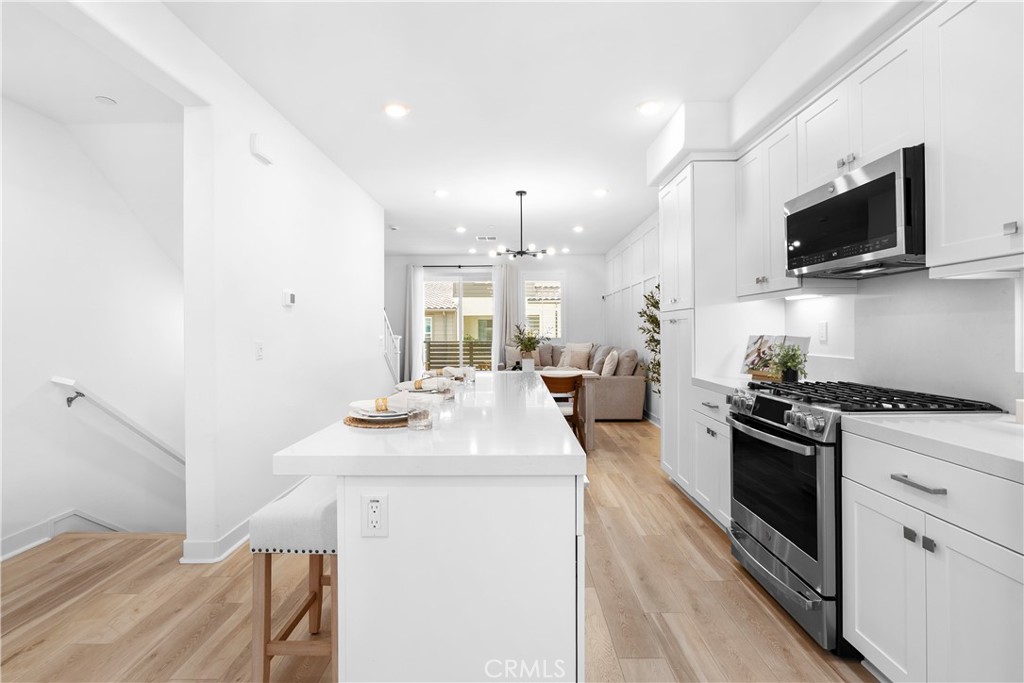 MLS #OC25177708 image #3