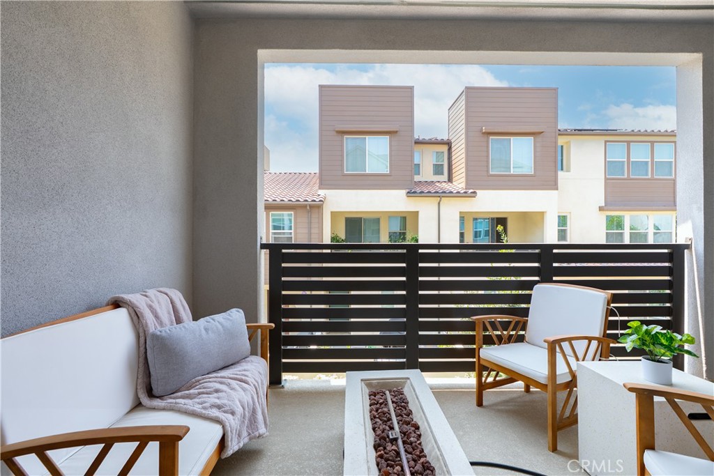 MLS #OC25177708 image #8