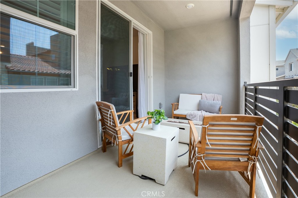 MLS #OC25177708 image #9