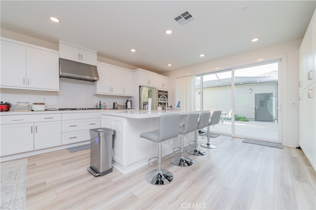 MLS #OC25177781 image #7