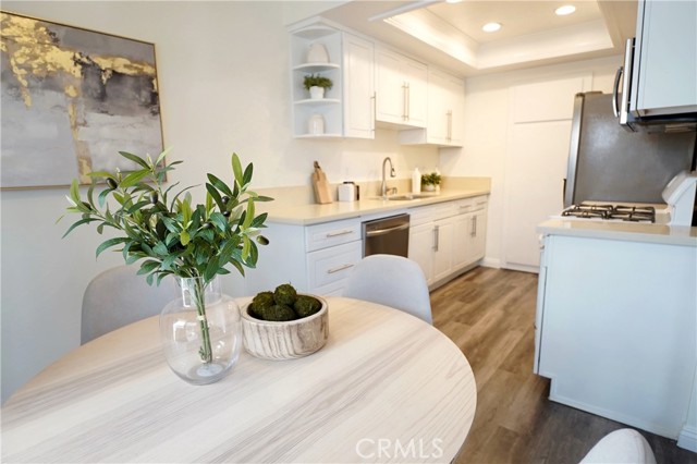 MLS #OC25177837 image #1