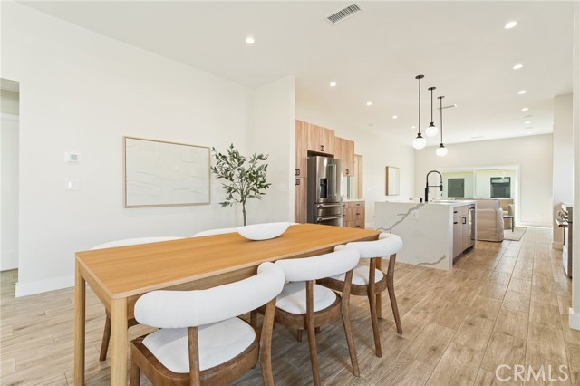 MLS #OC25177936 image #10