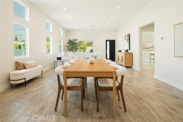 MLS #OC25177936 image #9