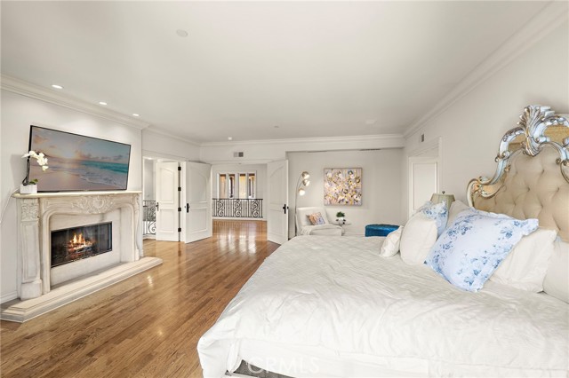 MLS #OC25177950 image #15