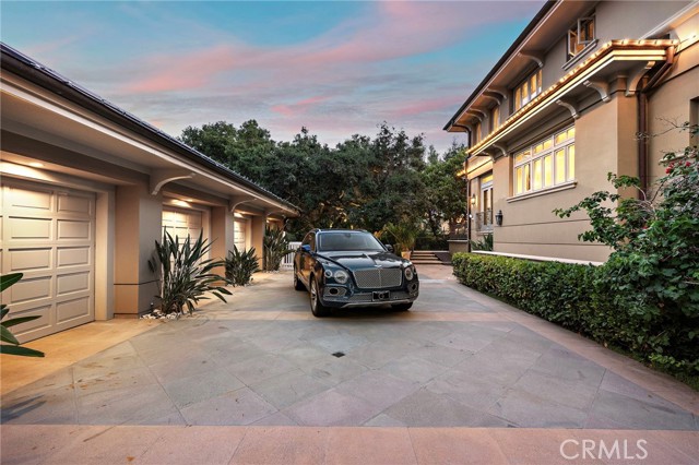 MLS #OC25177950 image #2