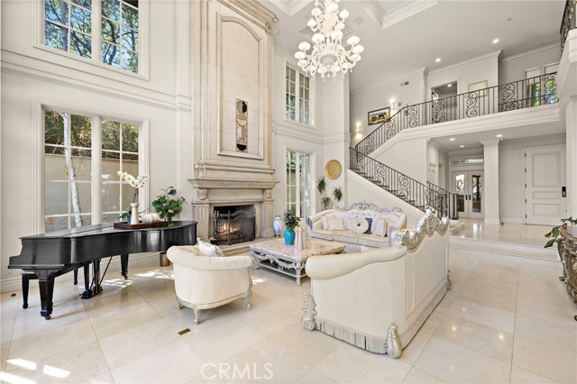 MLS #OC25177950 image #9