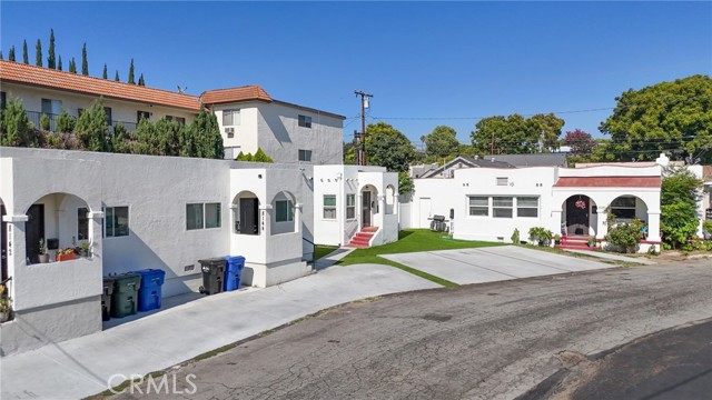 MLS #OC25178003 image #0