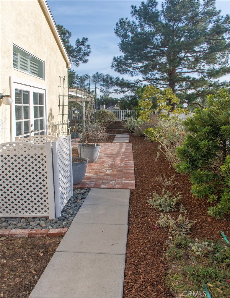 MLS #OC25178174 image #37