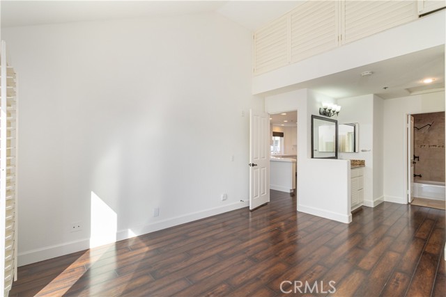 MLS #OC25178232 image #42