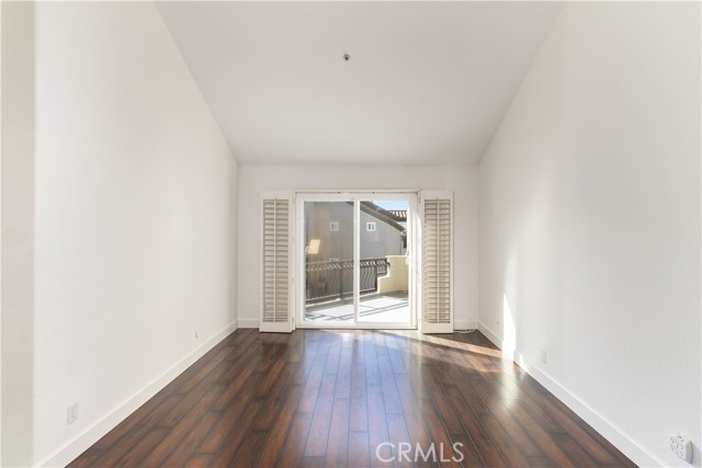 MLS #OC25178232 image #43