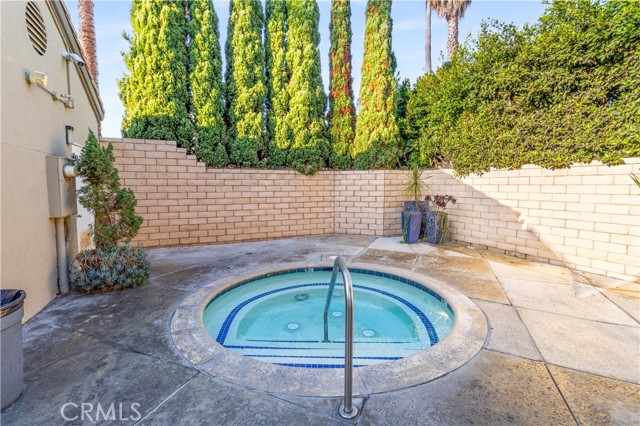 MLS #OC25178232 image #60