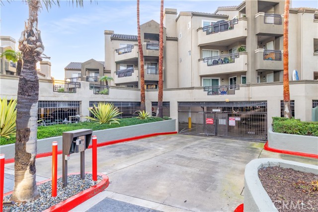 MLS #OC25178232 image #66