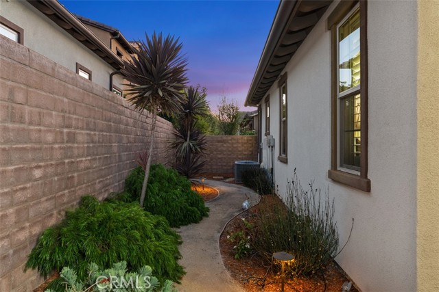 MLS #OC25178288 image #53