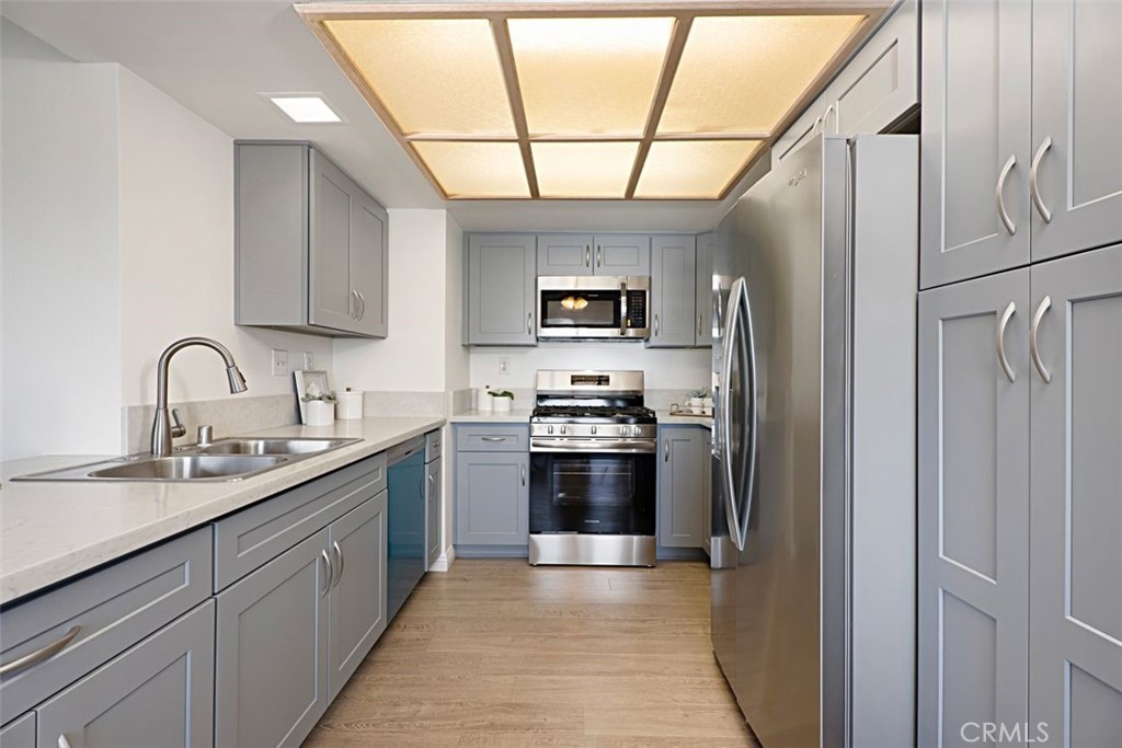 MLS #OC25178299 image #10