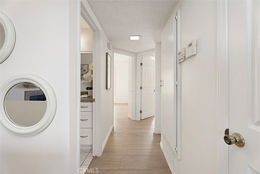 MLS #OC25178299 image #13