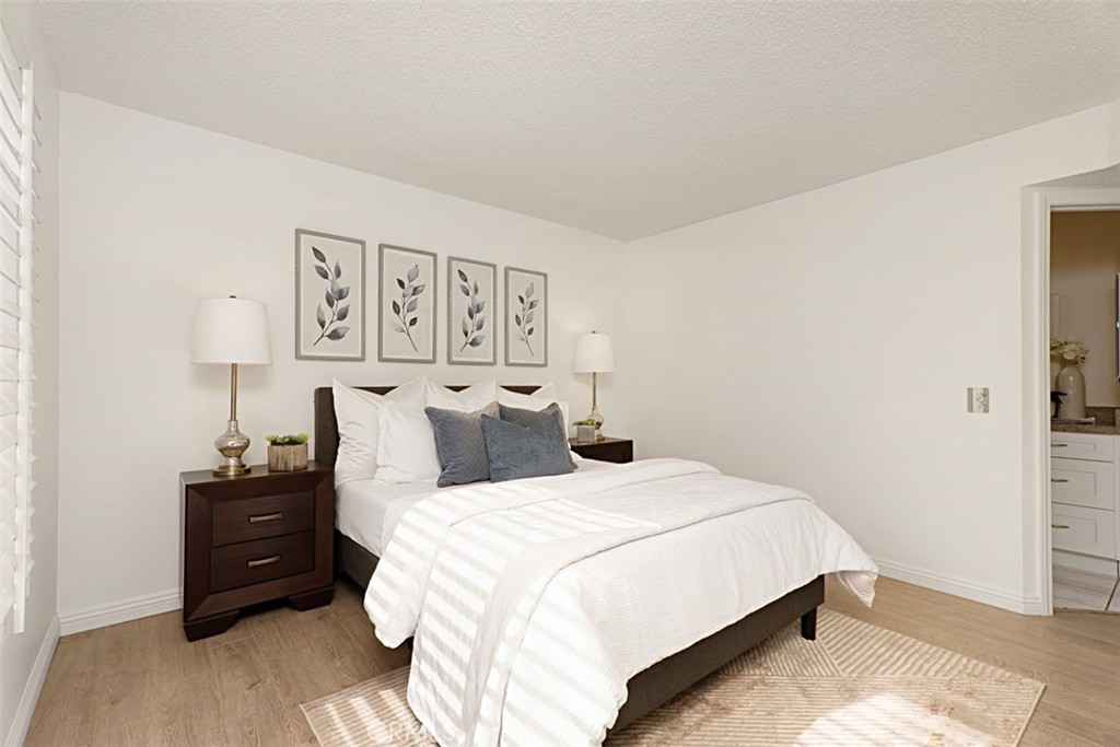 MLS #OC25178299 image #15