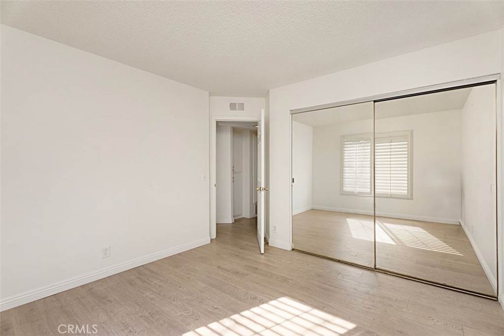 MLS #OC25178299 image #20