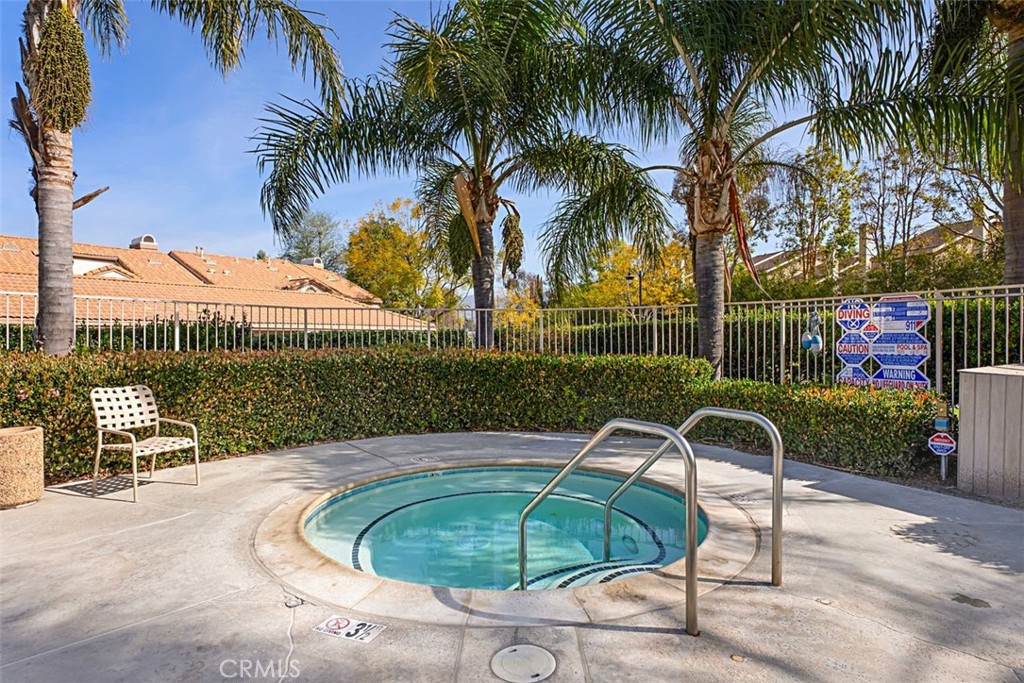 MLS #OC25178299 image #29