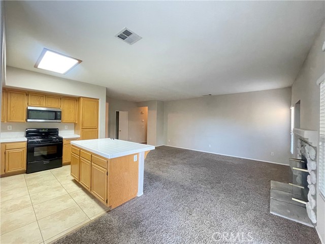 MLS #OC25178642 image #4