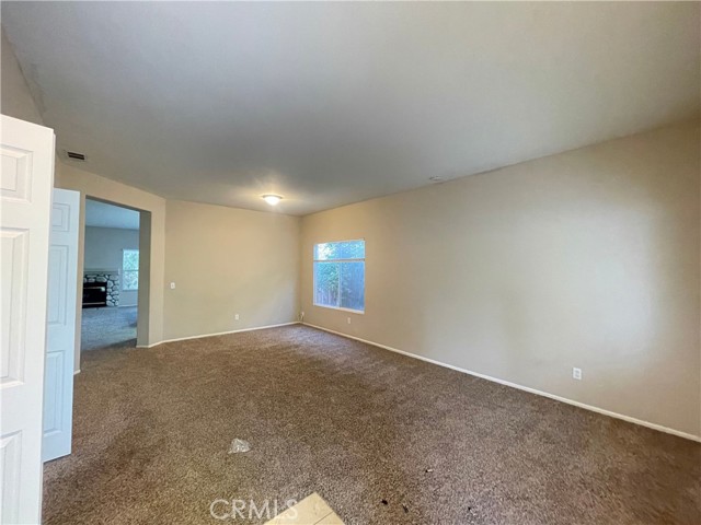 MLS #OC25178642 image #9