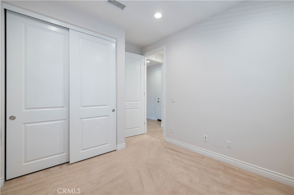 MLS #OC25178818 image #10