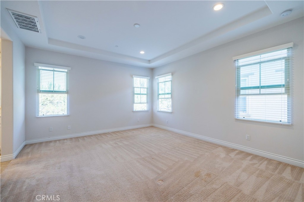 MLS #OC25178818 image #18