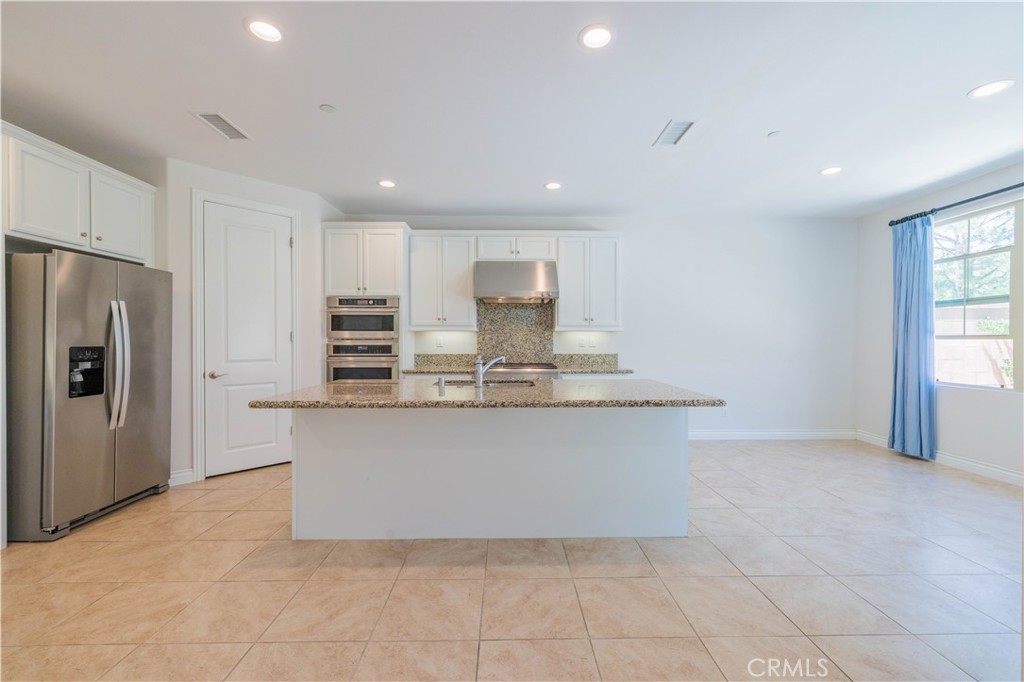 MLS #OC25178818 image #3