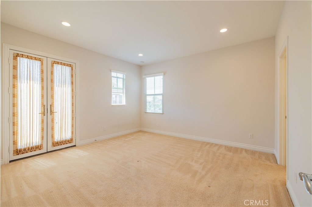 MLS #OC25178818 image #34